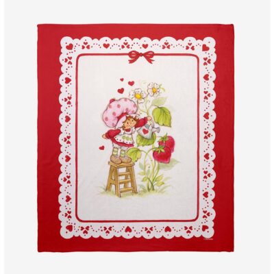 Strawberry Shortcake Gardening Throw Blanket