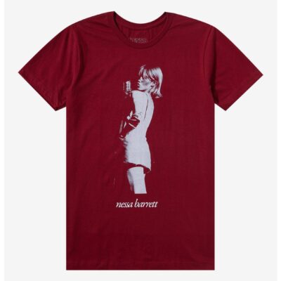 Nessa Barrett Standing Portrait Boyfriend Fit Girls T-Shirt